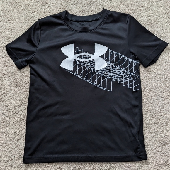 Under Armour & Nike Short Sleeve Top Bundle size 6 - Picture 5 of 10